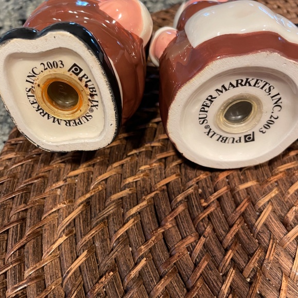 Salt and Pepper Pilgrims - Picture 4 of 5